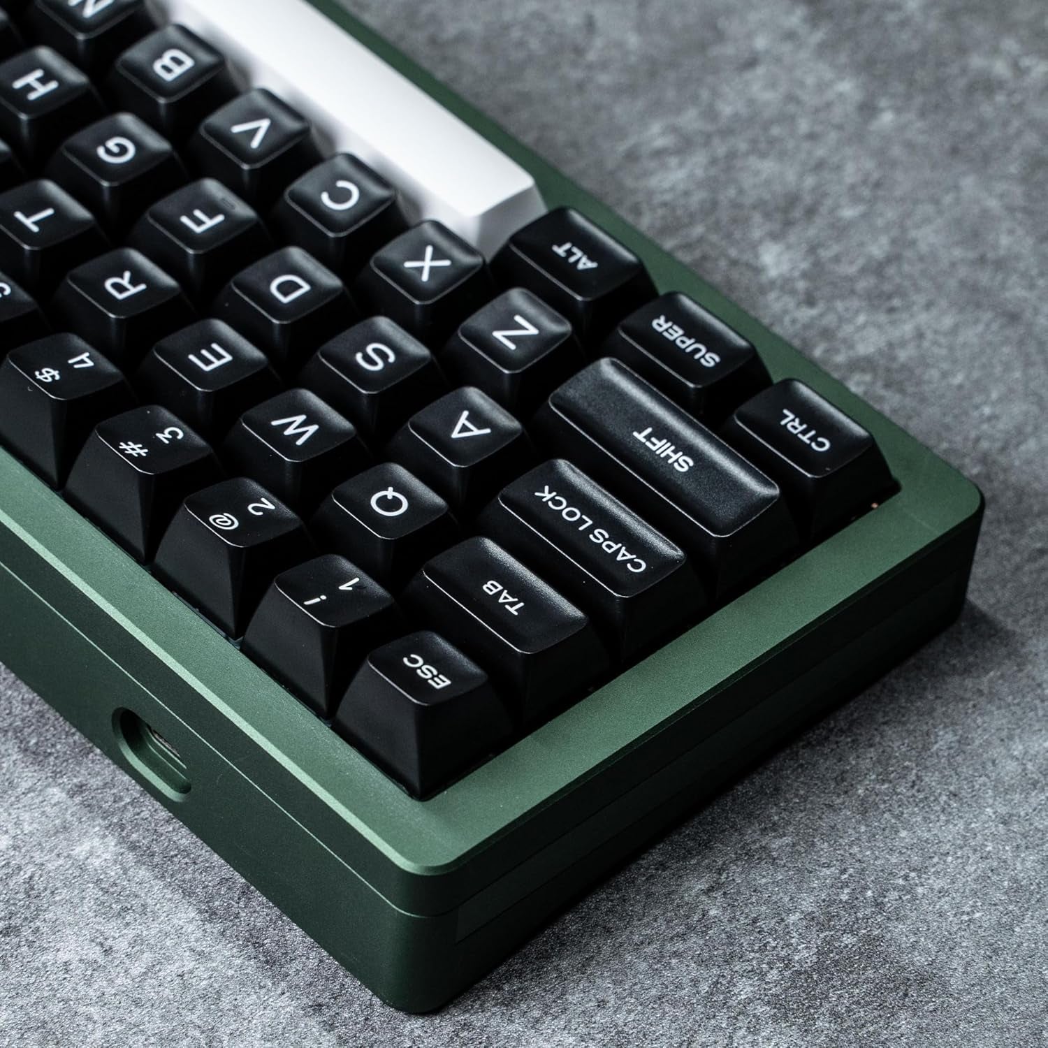 ULTRAEQUIP WOB Keycaps - 160 Keys Double Shot PBT Keycaps Minimalist Style SA Liked Profile White on Black Custom Set for Alice ISO ANSI 60, 75, 80, 95, 100% Mechanical Keyboard